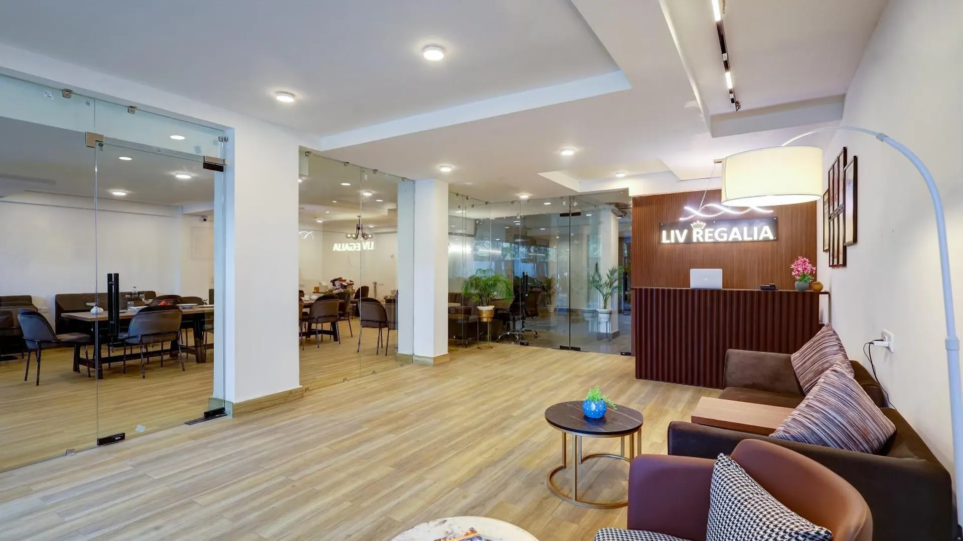 Aparthotel 1Bhk Suites Opp Marriott - Huda City Centre Gurgaon India