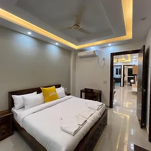 Apartment Lime Tree Two Bhk Service Golf Course Road, Gurgaon