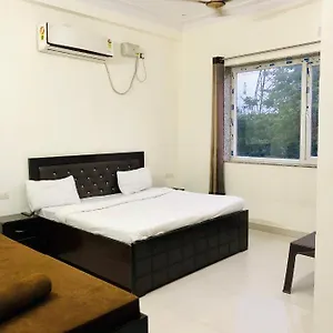 Hotel Royal Court Residency, Gurgaon